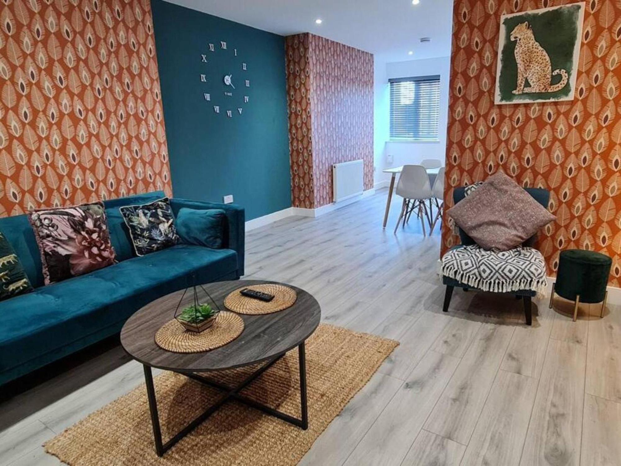 The Ecclesian Deluxe Apartments Near Trafford Centre Eccles Train Station Mánchester Exterior foto